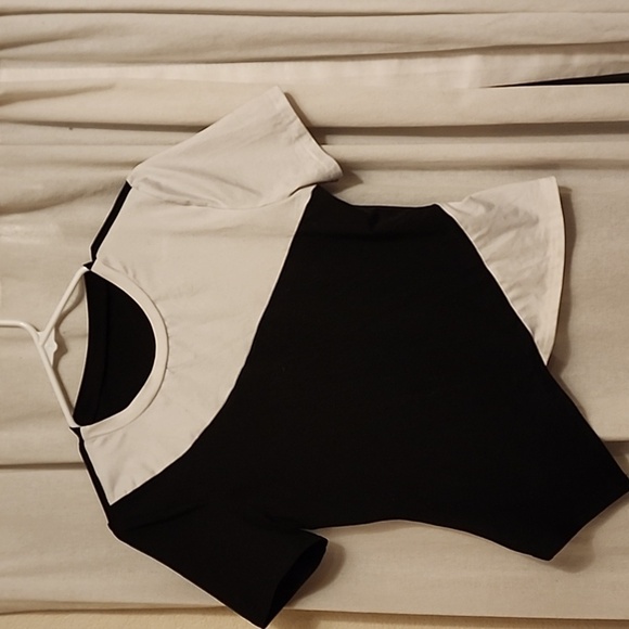 Bold black & white asymmetrical Shein tee, size large. - Picture 1 of 4